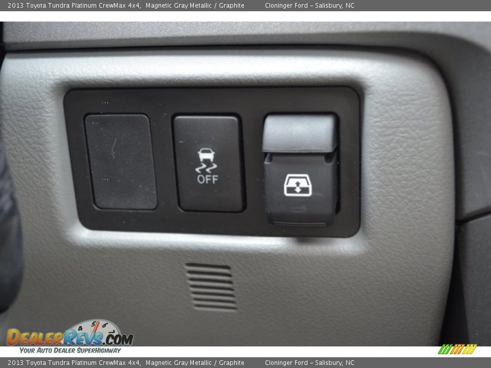 Controls of 2013 Toyota Tundra Platinum CrewMax 4x4 Photo #31