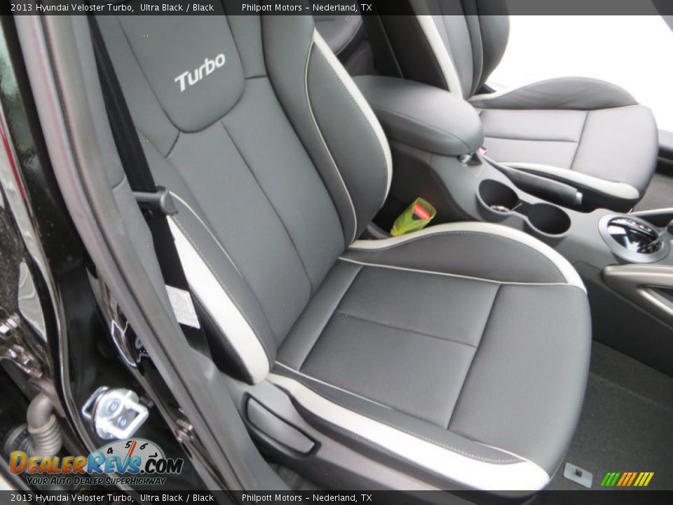2013 Hyundai Veloster Turbo Ultra Black / Black Photo #18