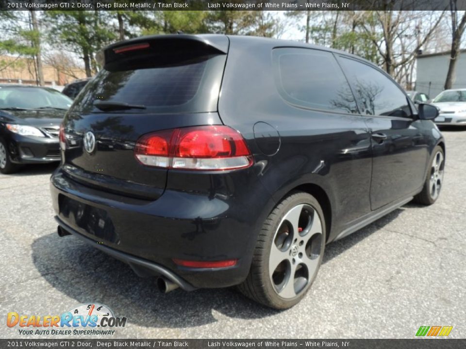 2011 Volkswagen GTI 2 Door Deep Black Metallic / Titan Black Photo #7