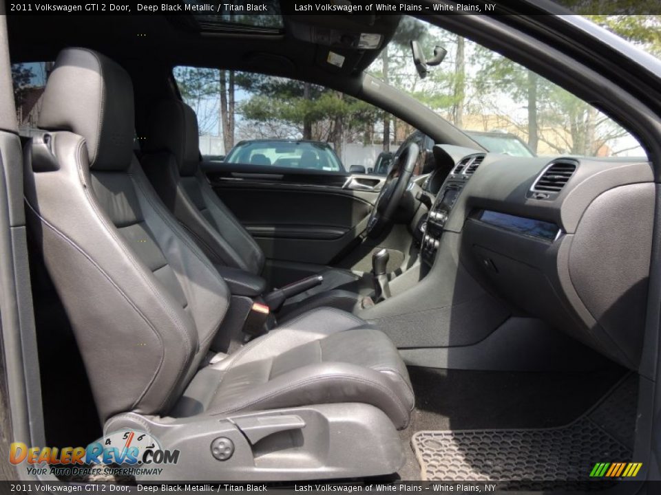 2011 Volkswagen GTI 2 Door Deep Black Metallic / Titan Black Photo #12
