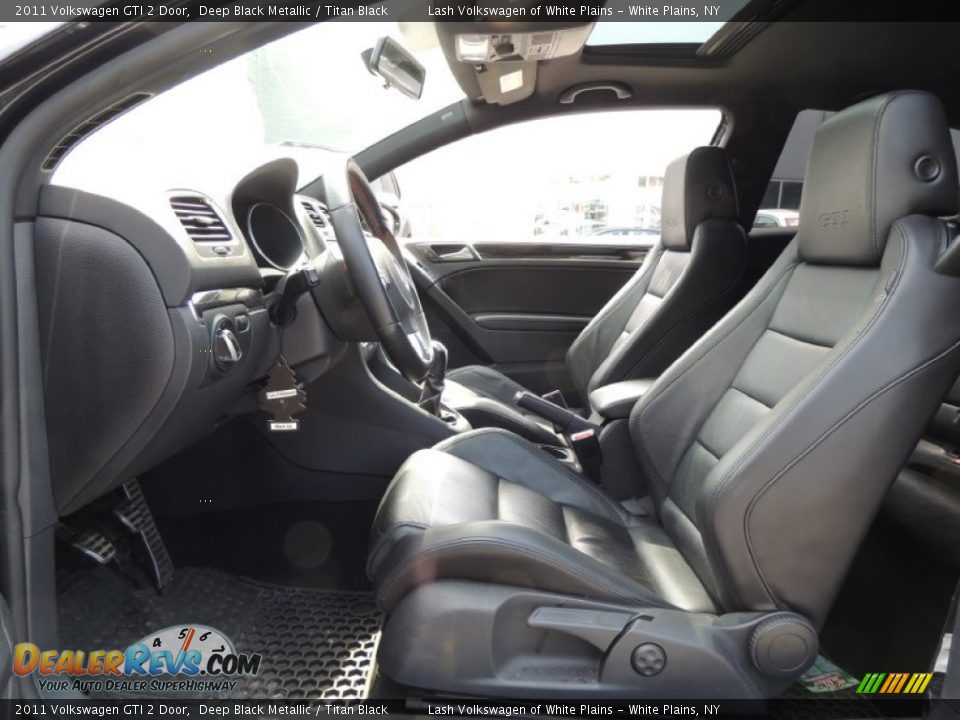 2011 Volkswagen GTI 2 Door Deep Black Metallic / Titan Black Photo #15
