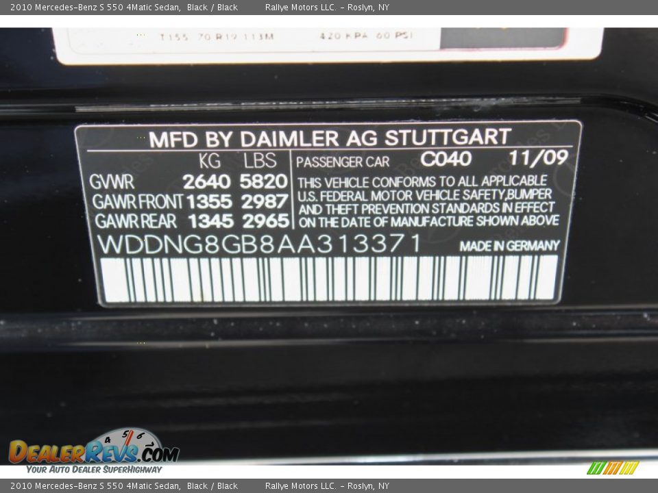 2010 Mercedes-Benz S 550 4Matic Sedan Black / Black Photo #19