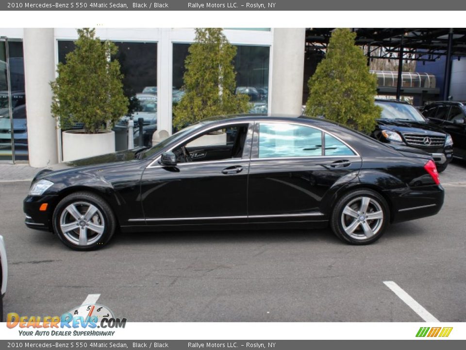 2010 Mercedes-Benz S 550 4Matic Sedan Black / Black Photo #3