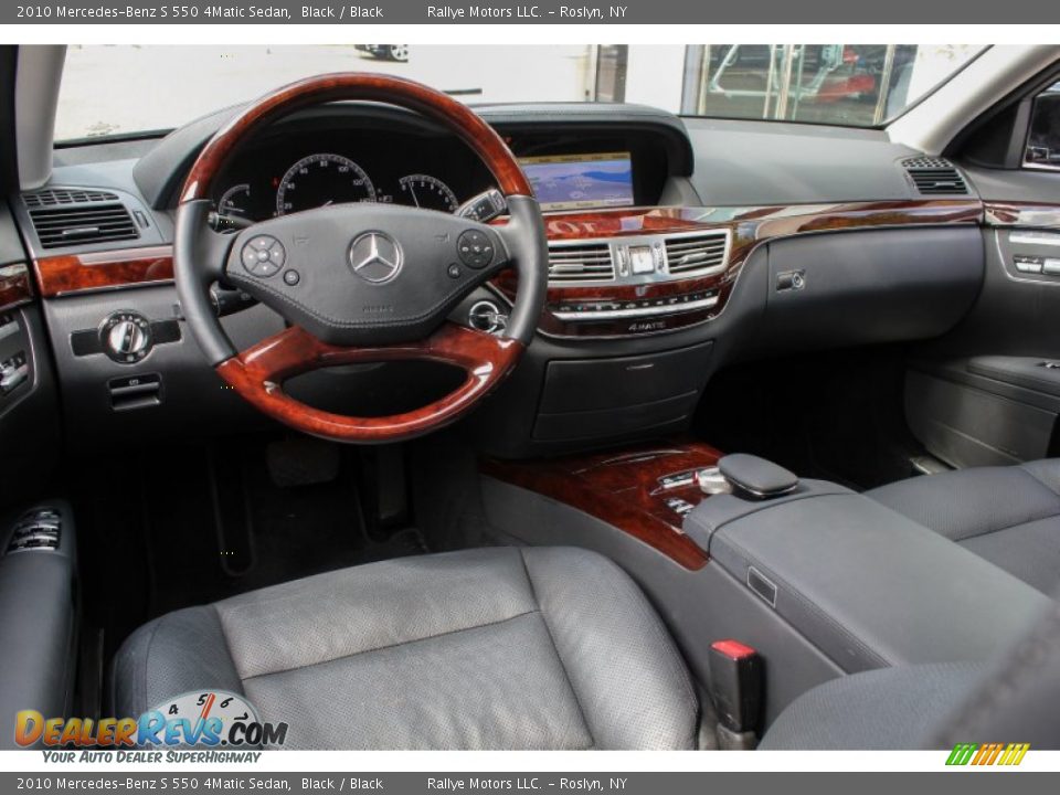 2010 Mercedes-Benz S 550 4Matic Sedan Black / Black Photo #17