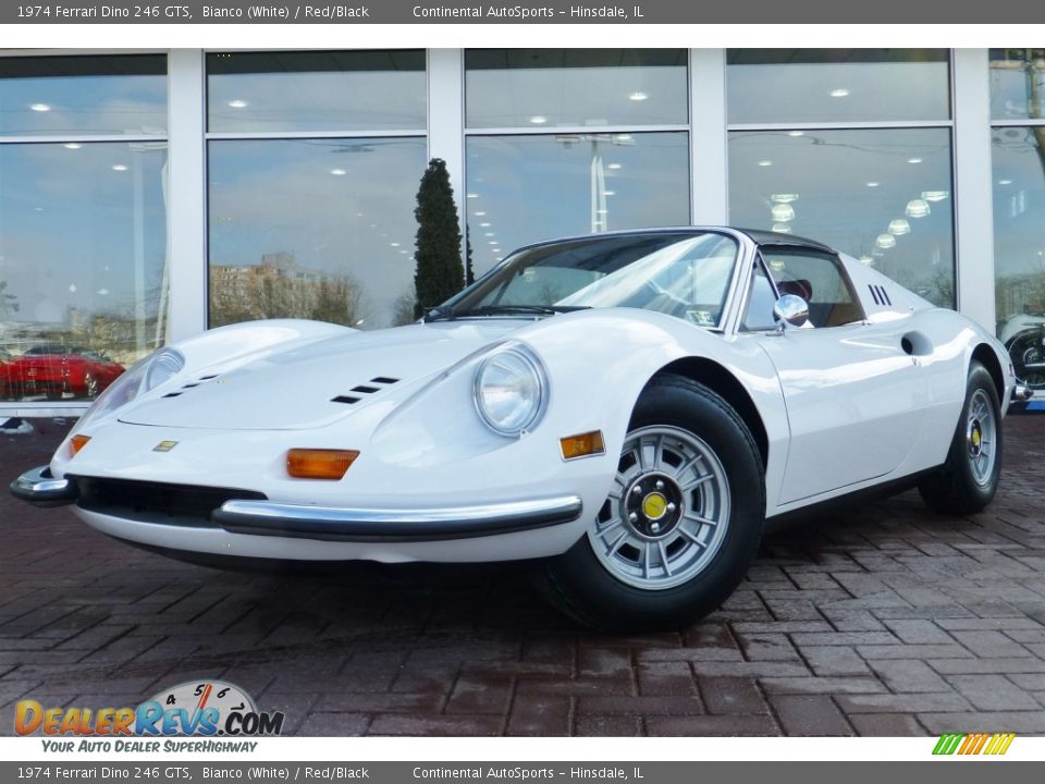 Front 3/4 View of 1974 Ferrari Dino 246 GTS Photo #1