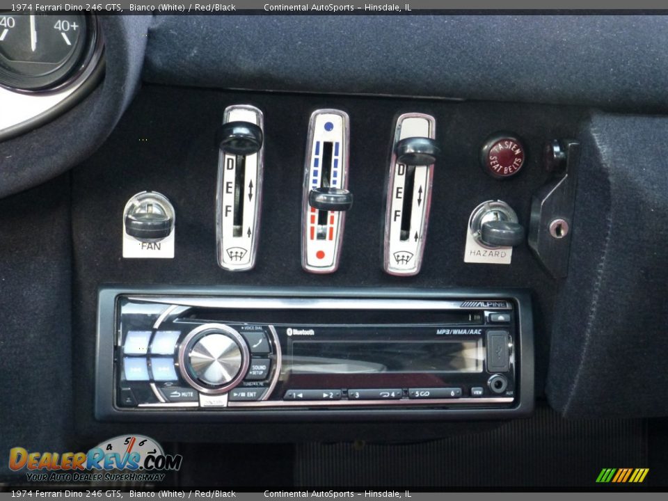 Controls of 1974 Ferrari Dino 246 GTS Photo #32