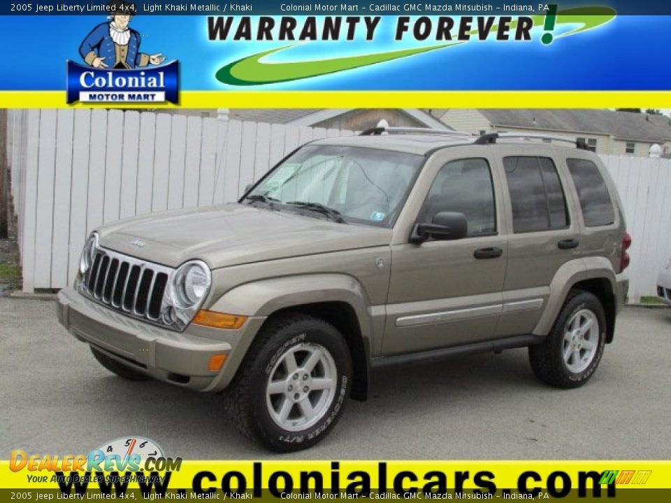 2005 Jeep Liberty Limited 4x4 Light Khaki Metallic / Khaki Photo #1