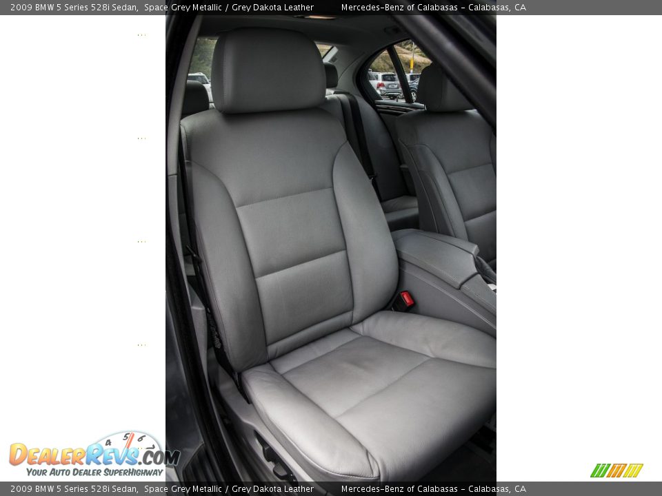 2009 BMW 5 Series 528i Sedan Space Grey Metallic / Grey Dakota Leather Photo #25