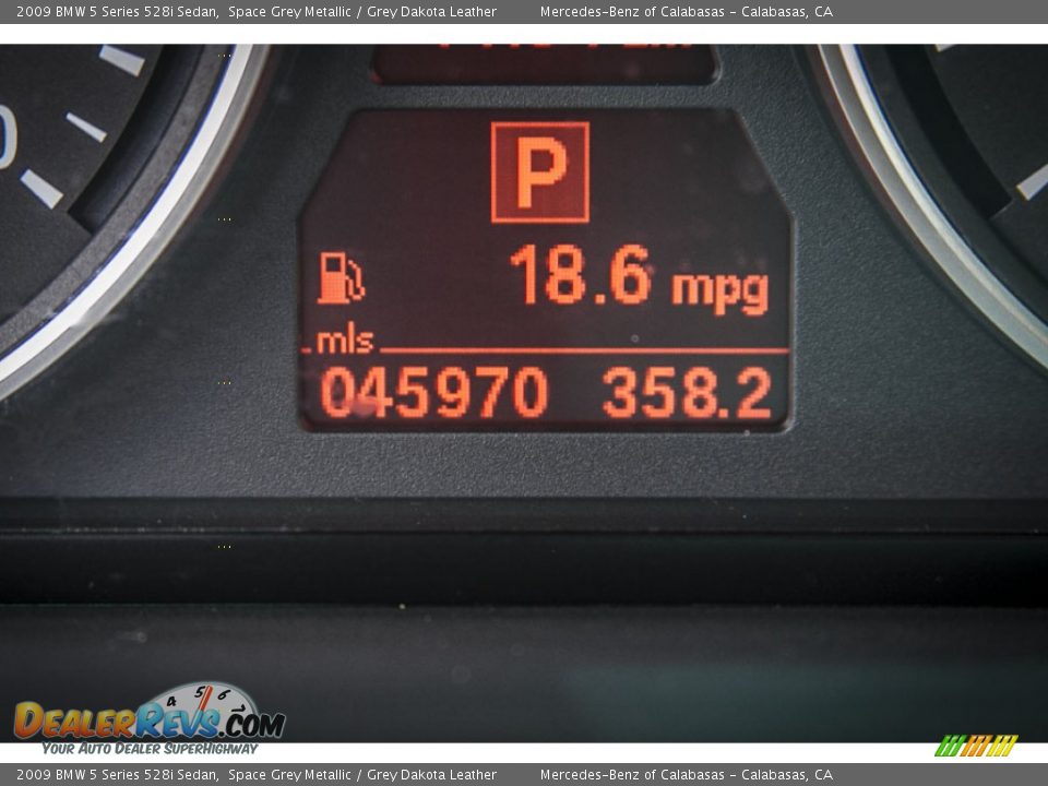 2009 BMW 5 Series 528i Sedan Space Grey Metallic / Grey Dakota Leather Photo #31