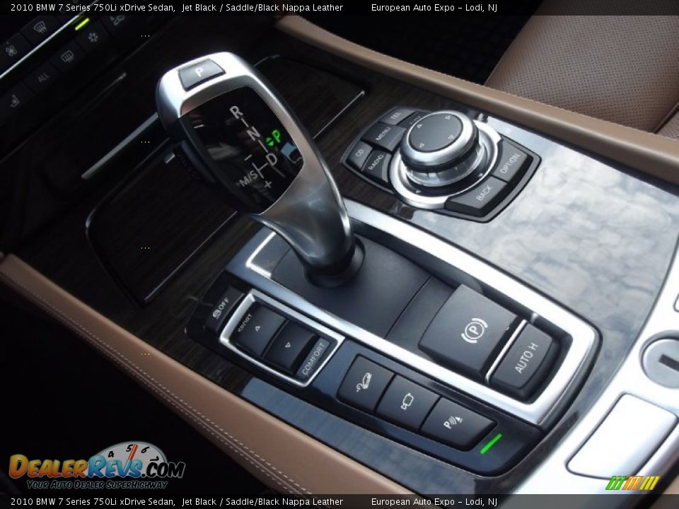 2010 BMW 7 Series 750Li xDrive Sedan Shifter Photo #23