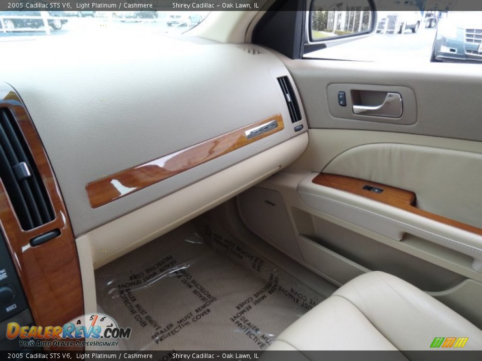2005 Cadillac STS V6 Light Platinum / Cashmere Photo #19