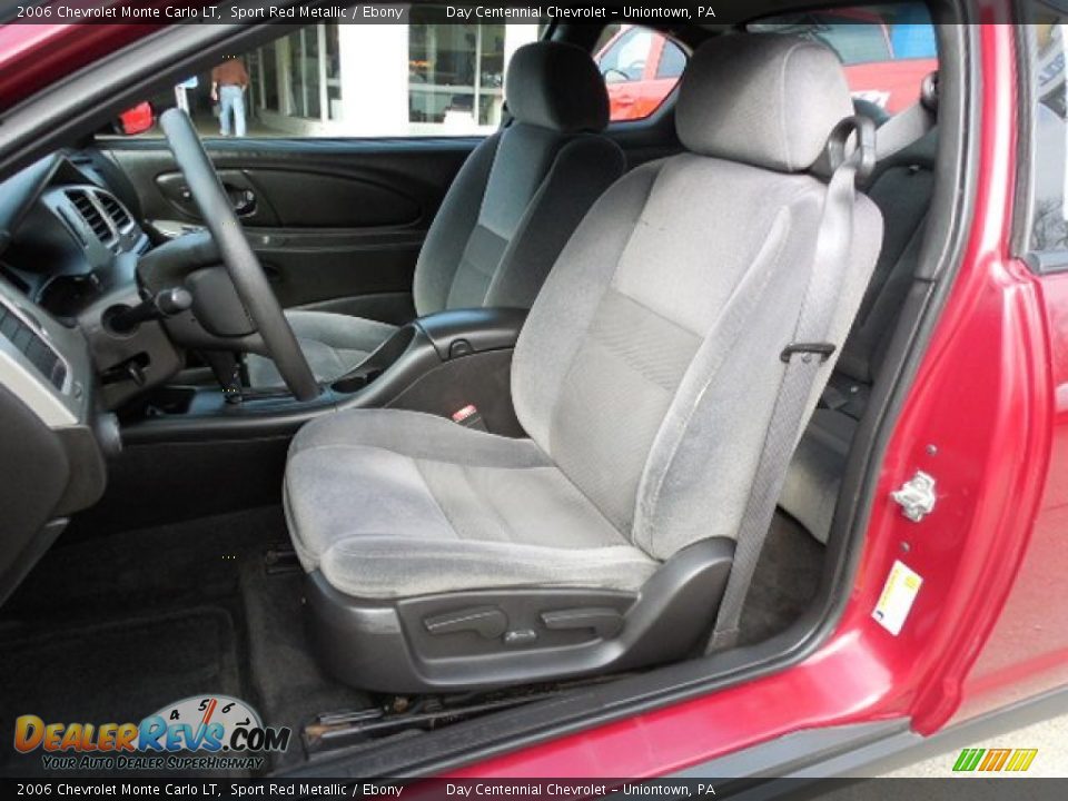 Front Seat of 2006 Chevrolet Monte Carlo LT Photo #12