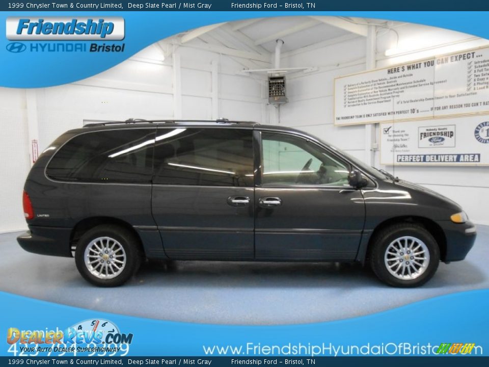 1999 Chrysler Town & Country Limited Deep Slate Pearl / Mist Gray Photo #5