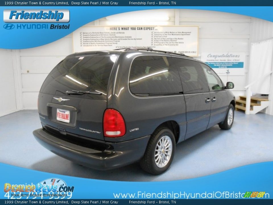 1999 Chrysler Town & Country Limited Deep Slate Pearl / Mist Gray Photo #6
