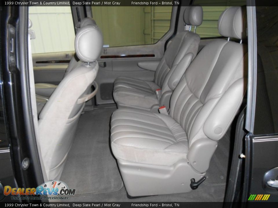 Rear Seat of 1999 Chrysler Town & Country Limited Photo #15