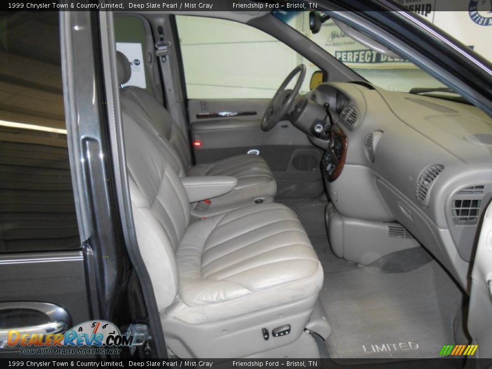 1999 Chrysler Town & Country Limited Deep Slate Pearl / Mist Gray Photo #21
