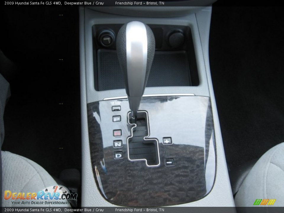 2009 Hyundai Santa Fe GLS 4WD Shifter Photo #28