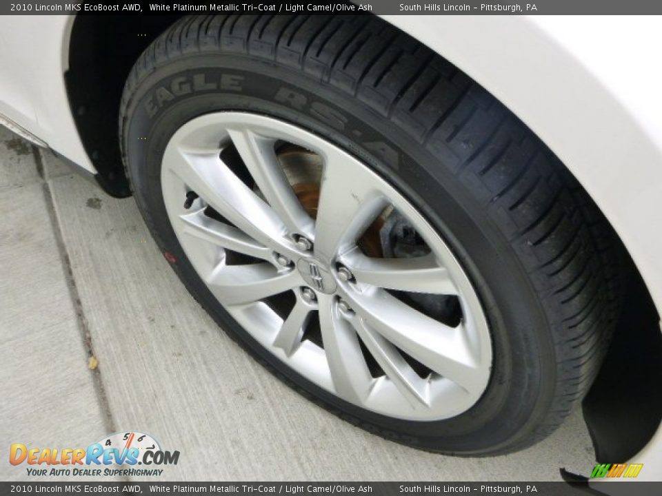 2010 Lincoln MKS EcoBoost AWD White Platinum Metallic Tri-Coat / Light Camel/Olive Ash Photo #9