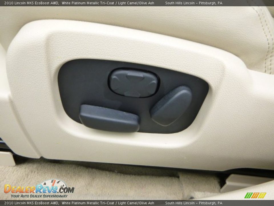 2010 Lincoln MKS EcoBoost AWD White Platinum Metallic Tri-Coat / Light Camel/Olive Ash Photo #19