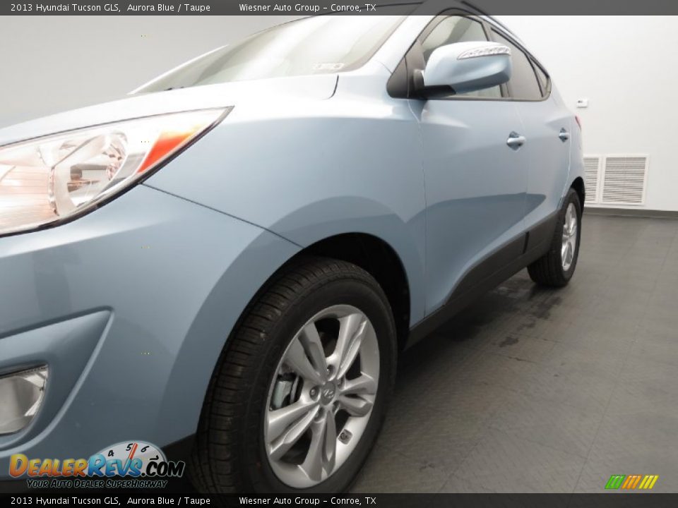 2013 Hyundai Tucson GLS Aurora Blue / Taupe Photo #5