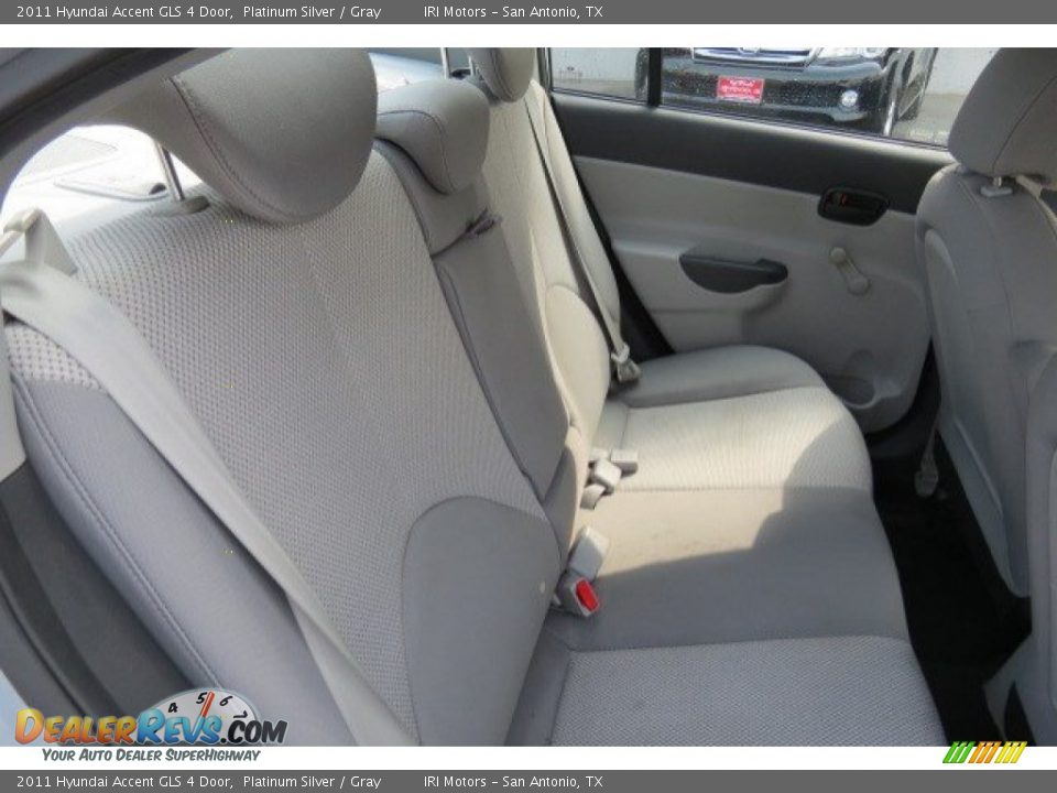 2011 Hyundai Accent GLS 4 Door Platinum Silver / Gray Photo #14