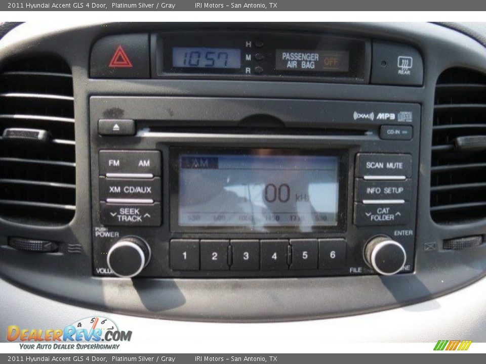 2011 Hyundai Accent GLS 4 Door Platinum Silver / Gray Photo #15