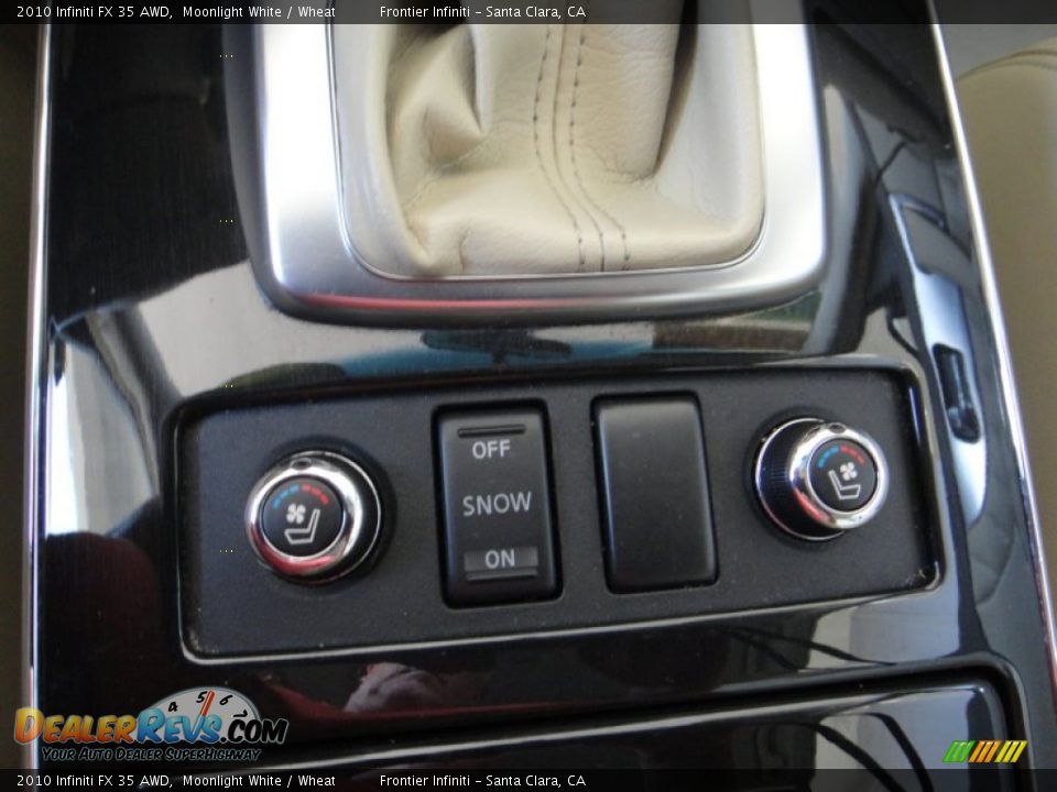 2010 Infiniti FX 35 AWD Moonlight White / Wheat Photo #12