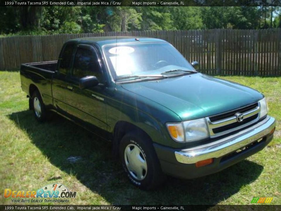 1999 Toyota Tacoma SR5 Extended Cab Imperial Jade Mica / Gray Photo #7