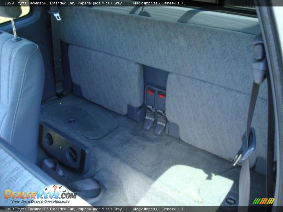 1999 Toyota Tacoma SR5 Extended Cab Imperial Jade Mica / Gray Photo #11