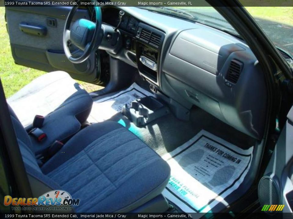 1999 Toyota Tacoma SR5 Extended Cab Imperial Jade Mica / Gray Photo #12