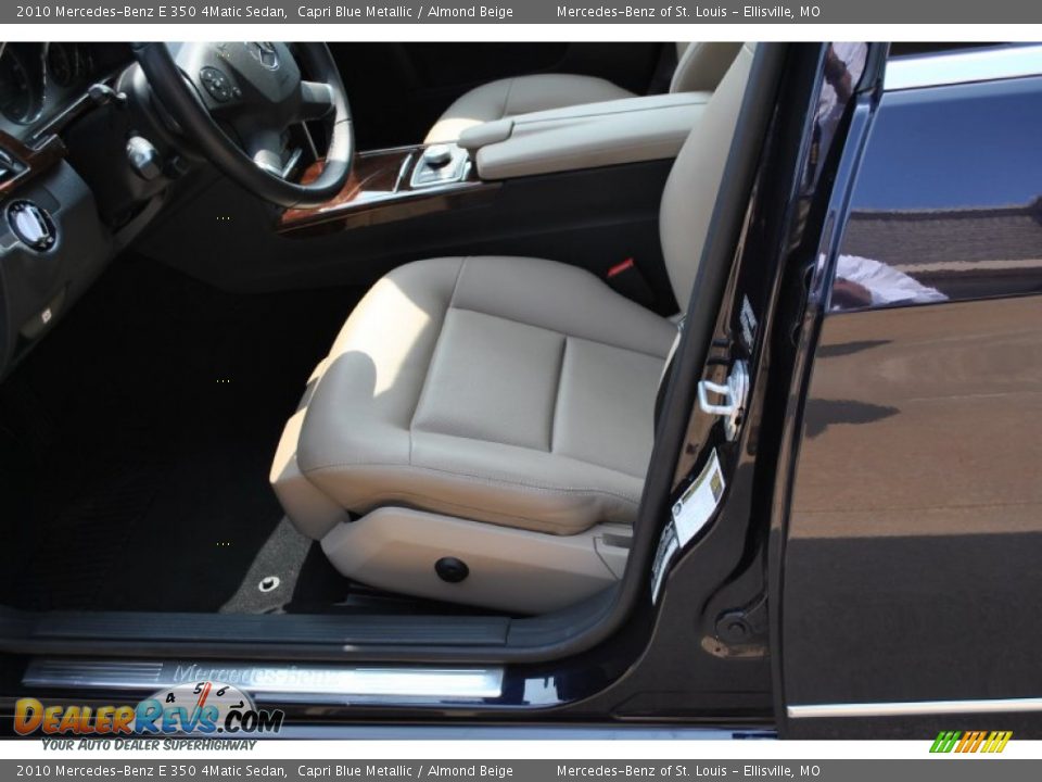 2010 Mercedes-Benz E 350 4Matic Sedan Capri Blue Metallic / Almond Beige Photo #18