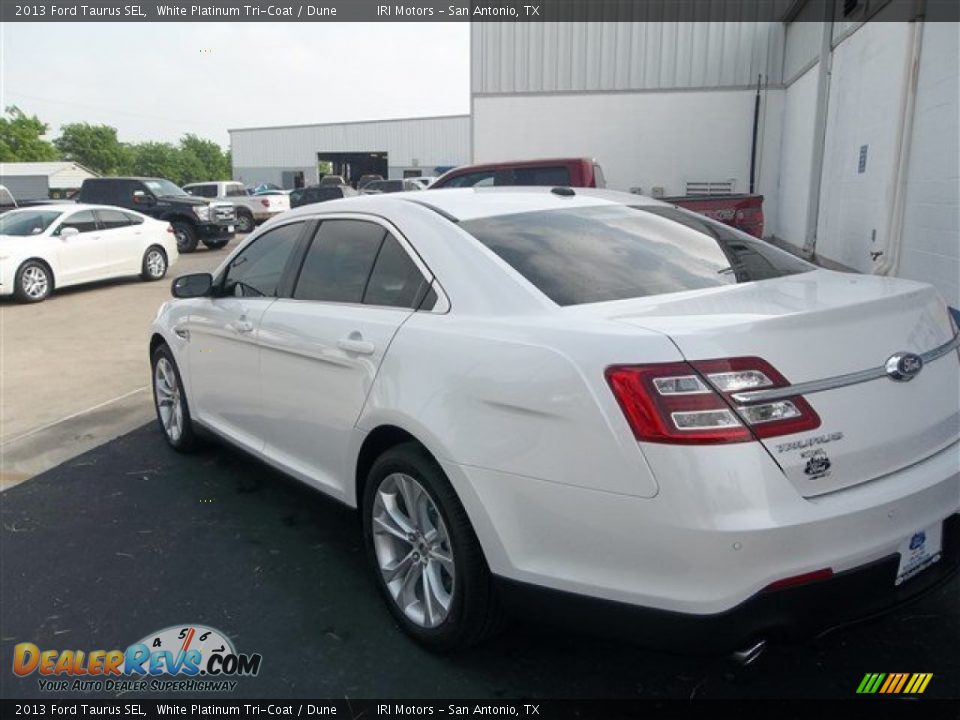 2013 Ford Taurus SEL White Platinum Tri-Coat / Dune Photo #4