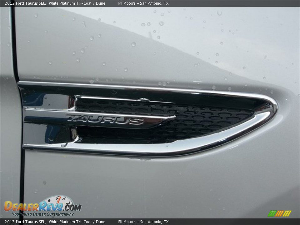 2013 Ford Taurus SEL White Platinum Tri-Coat / Dune Photo #13