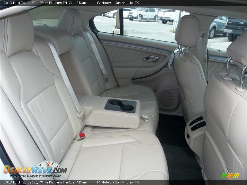 2013 Ford Taurus SEL White Platinum Tri-Coat / Dune Photo #16