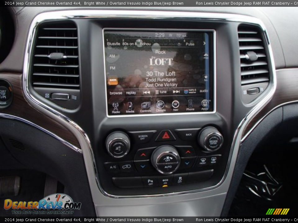 Controls of 2014 Jeep Grand Cherokee Overland 4x4 Photo #16
