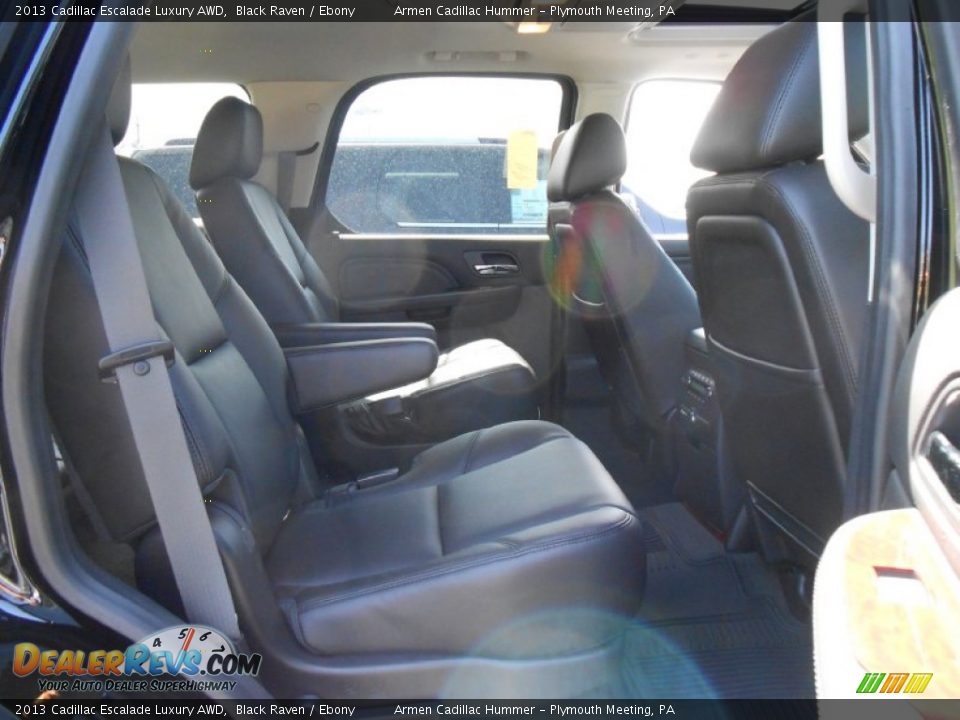 2013 Cadillac Escalade Luxury AWD Black Raven / Ebony Photo #8