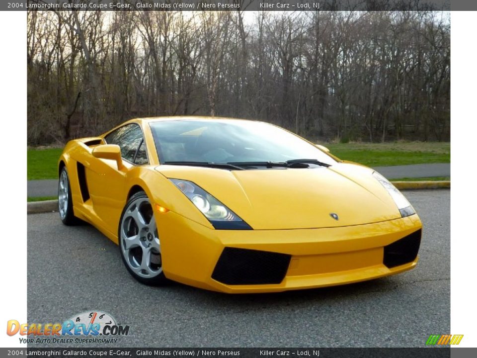 Front 3/4 View of 2004 Lamborghini Gallardo Coupe E-Gear Photo #1