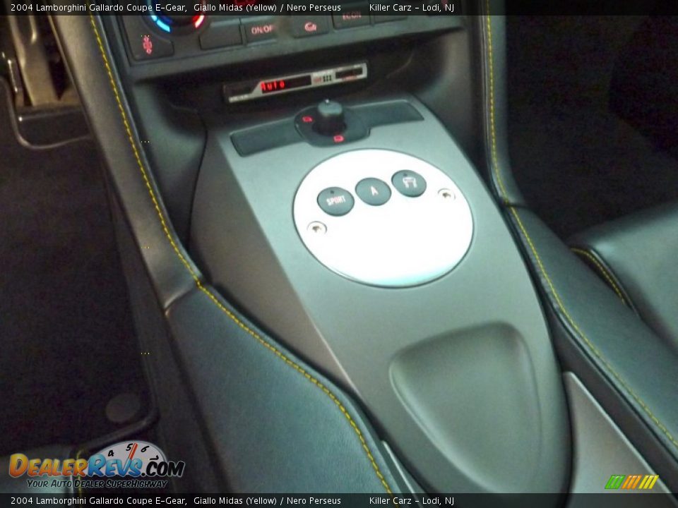 2004 Lamborghini Gallardo Coupe E-Gear Shifter Photo #26