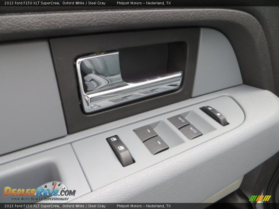 2013 Ford F150 XLT SuperCrew Oxford White / Steel Gray Photo #24