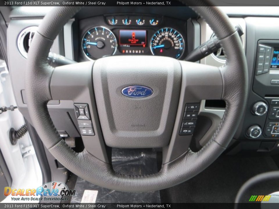 2013 Ford F150 XLT SuperCrew Steering Wheel Photo #31