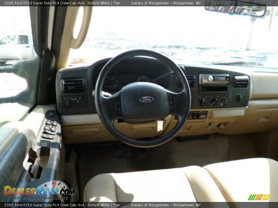 2005 Ford F250 Super Duty FX4 Crew Cab 4x4 Oxford White / Tan Photo #15