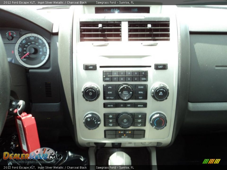 2012 Ford Escape XLT Ingot Silver Metallic / Charcoal Black Photo #26