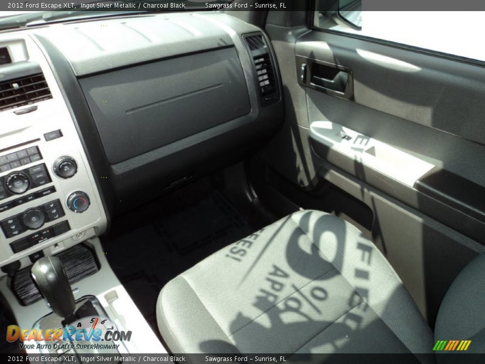 2012 Ford Escape XLT Ingot Silver Metallic / Charcoal Black Photo #27