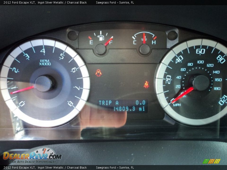2012 Ford Escape XLT Ingot Silver Metallic / Charcoal Black Photo #32