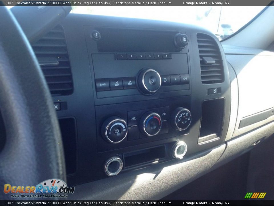 2007 Chevrolet Silverado 2500HD Work Truck Regular Cab 4x4 Sandstone Metallic / Dark Titanium Photo #11