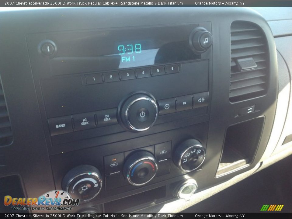 2007 Chevrolet Silverado 2500HD Work Truck Regular Cab 4x4 Sandstone Metallic / Dark Titanium Photo #14