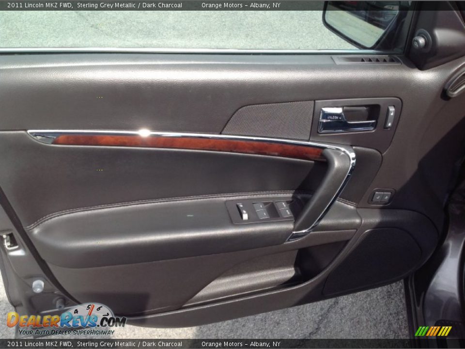 2011 Lincoln MKZ FWD Sterling Grey Metallic / Dark Charcoal Photo #11