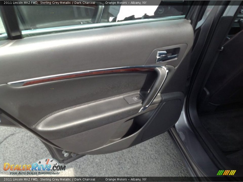 2011 Lincoln MKZ FWD Sterling Grey Metallic / Dark Charcoal Photo #14