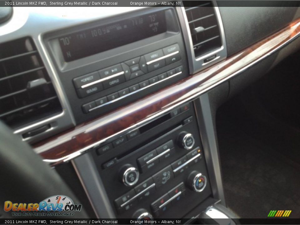 2011 Lincoln MKZ FWD Sterling Grey Metallic / Dark Charcoal Photo #19