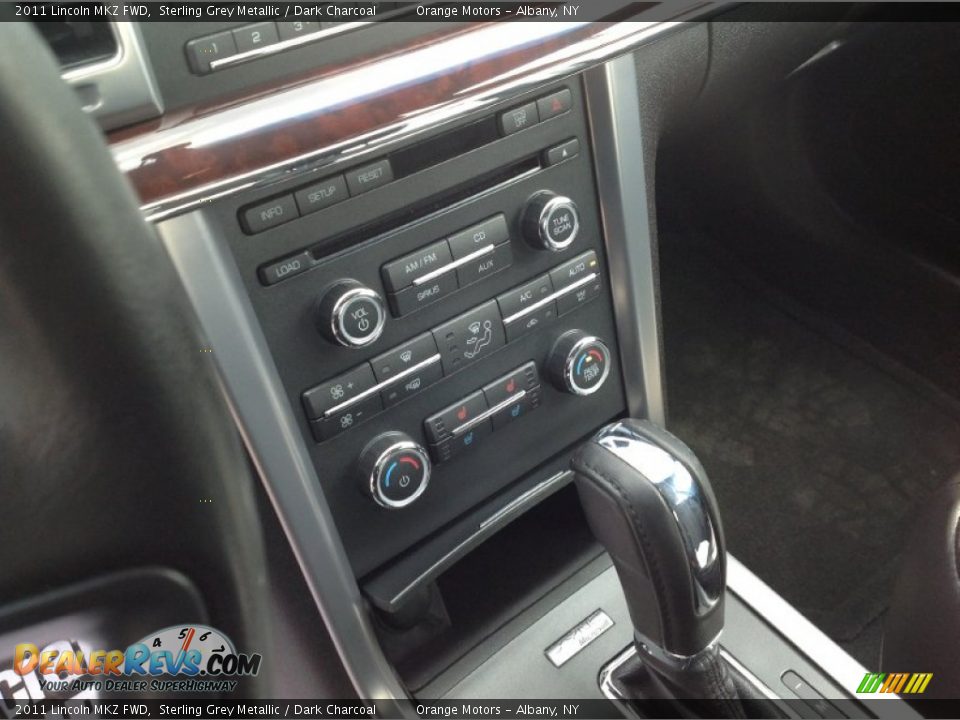 2011 Lincoln MKZ FWD Sterling Grey Metallic / Dark Charcoal Photo #20